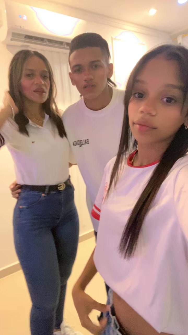 @Gaby valle❤️