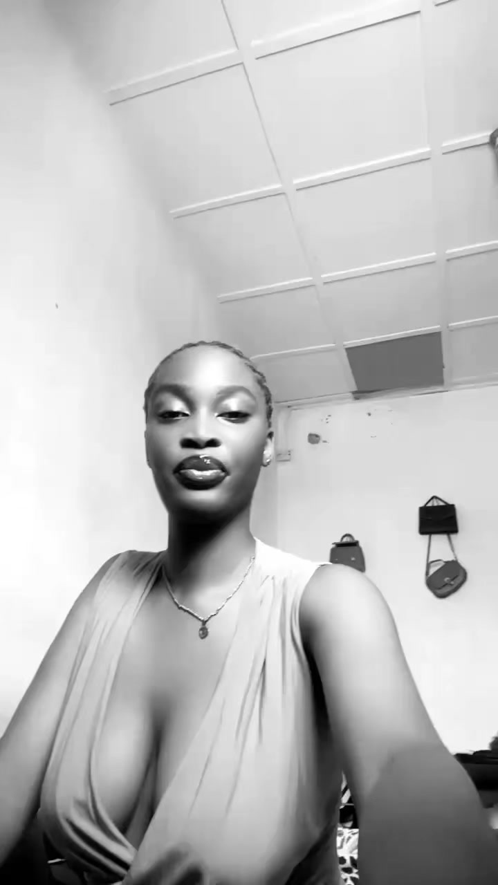 @Ivy 🖤