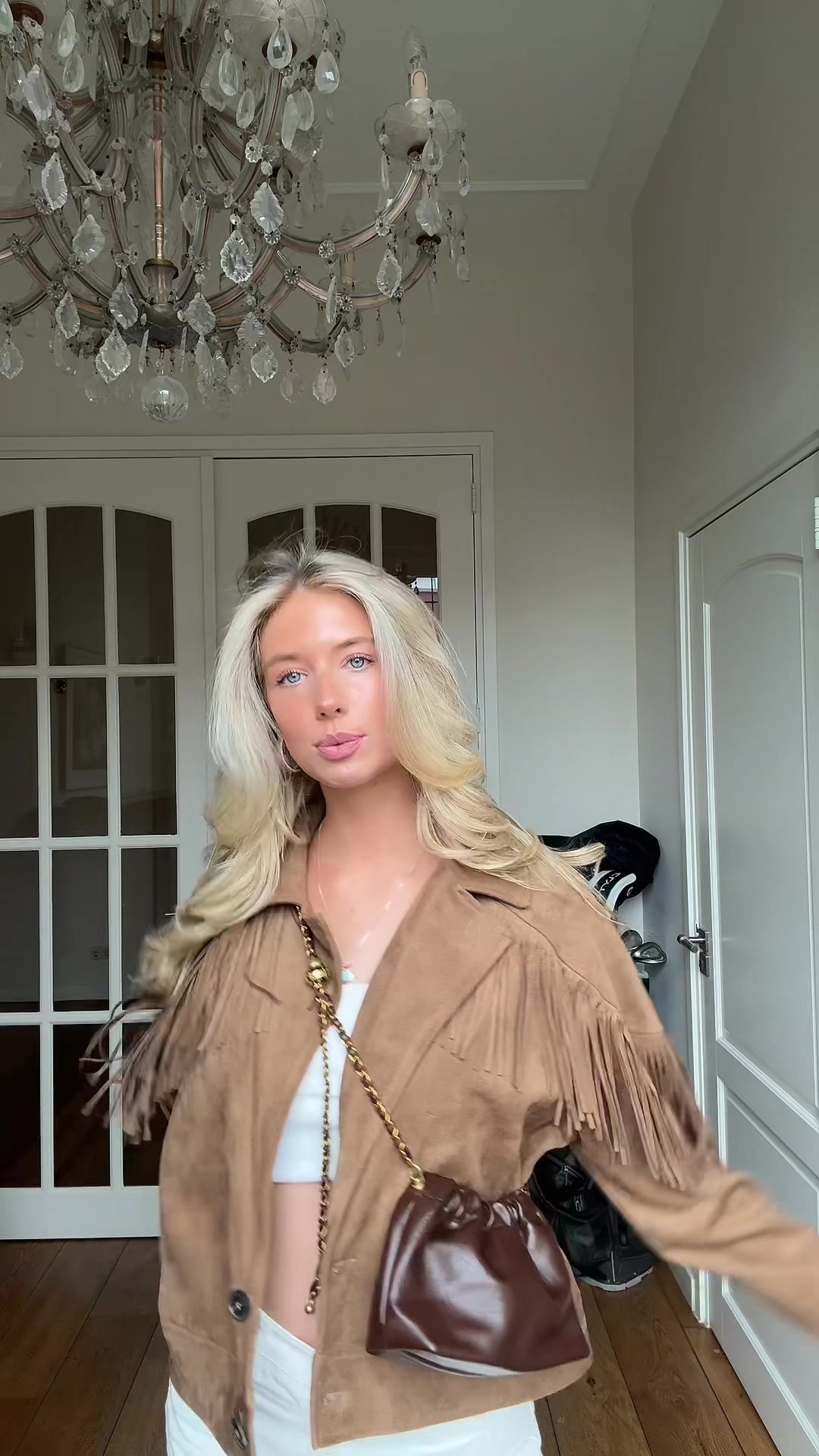 @𝑅.