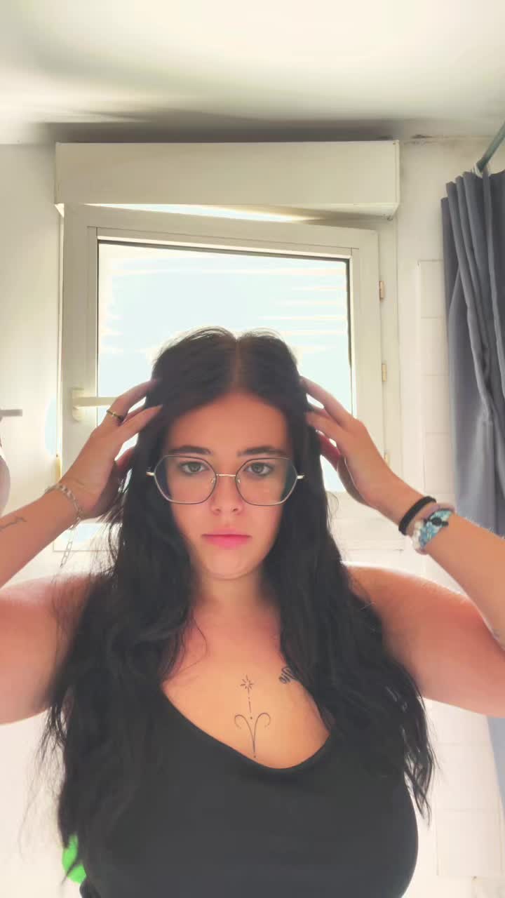 @𝐋 𝐄 𝐀 ’🧞♀️