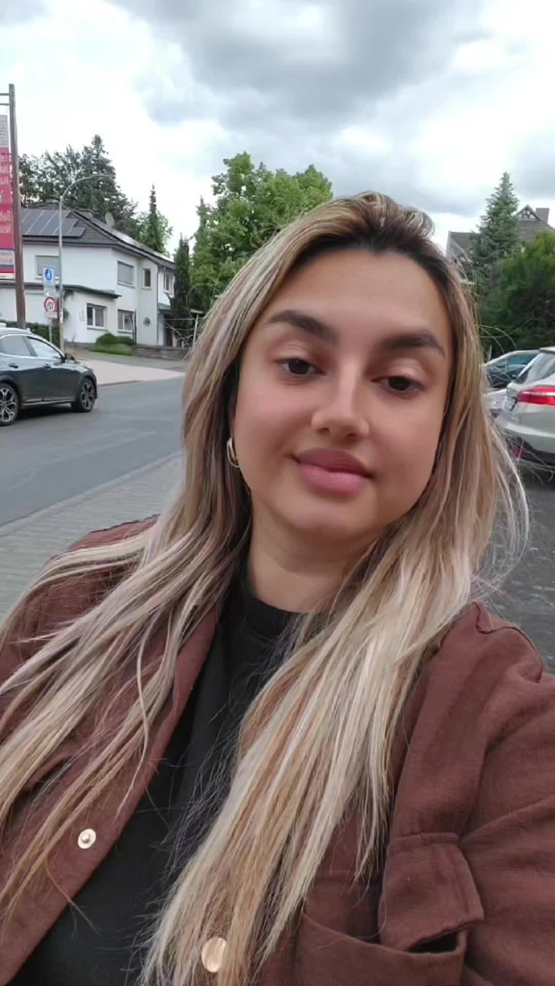 @denise25