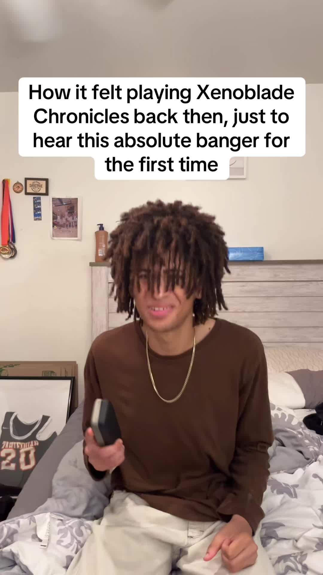 @ITZZ$kovie