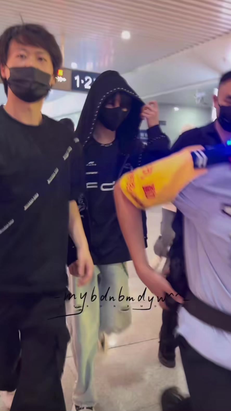 @奇奇|•Qihan𝜗ৎ