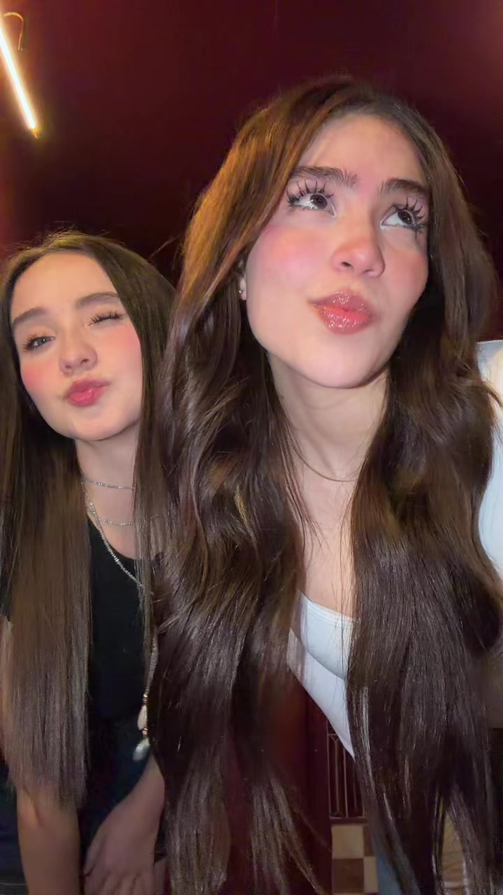 @Zaira