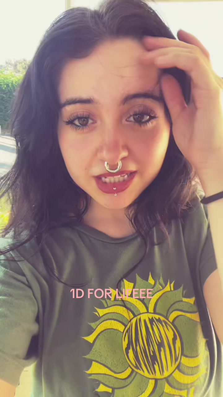@sofia✧.*