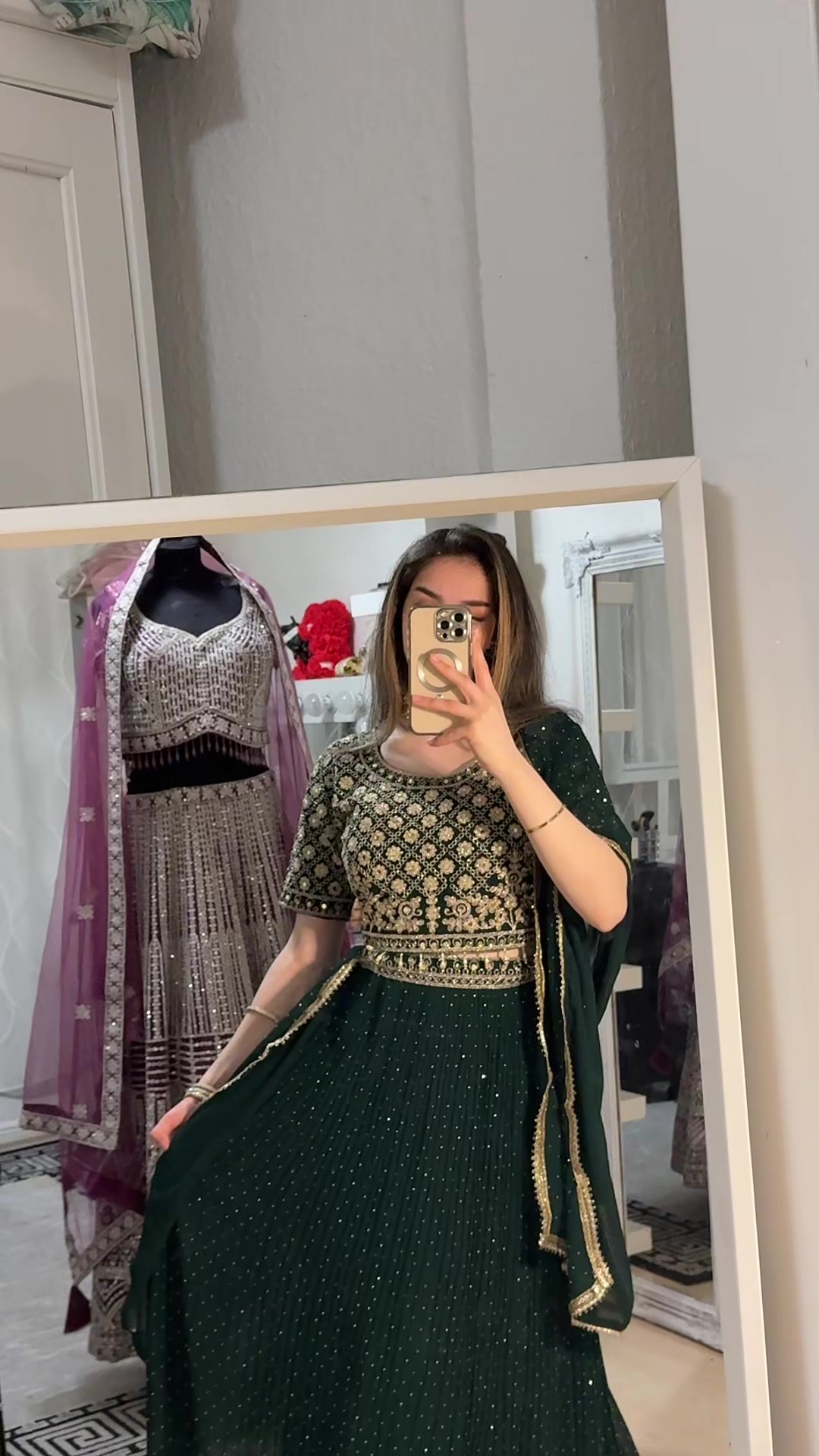 @Zohra