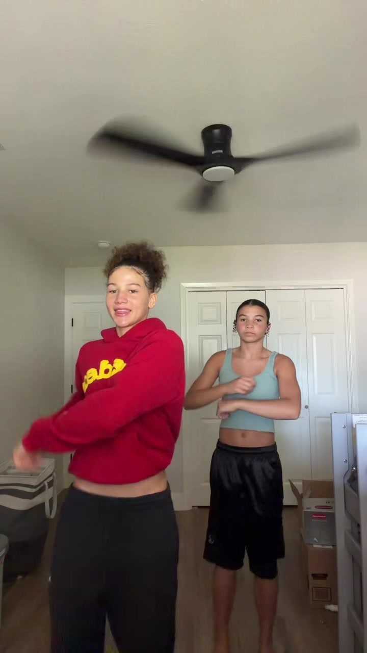 @Kyanaa