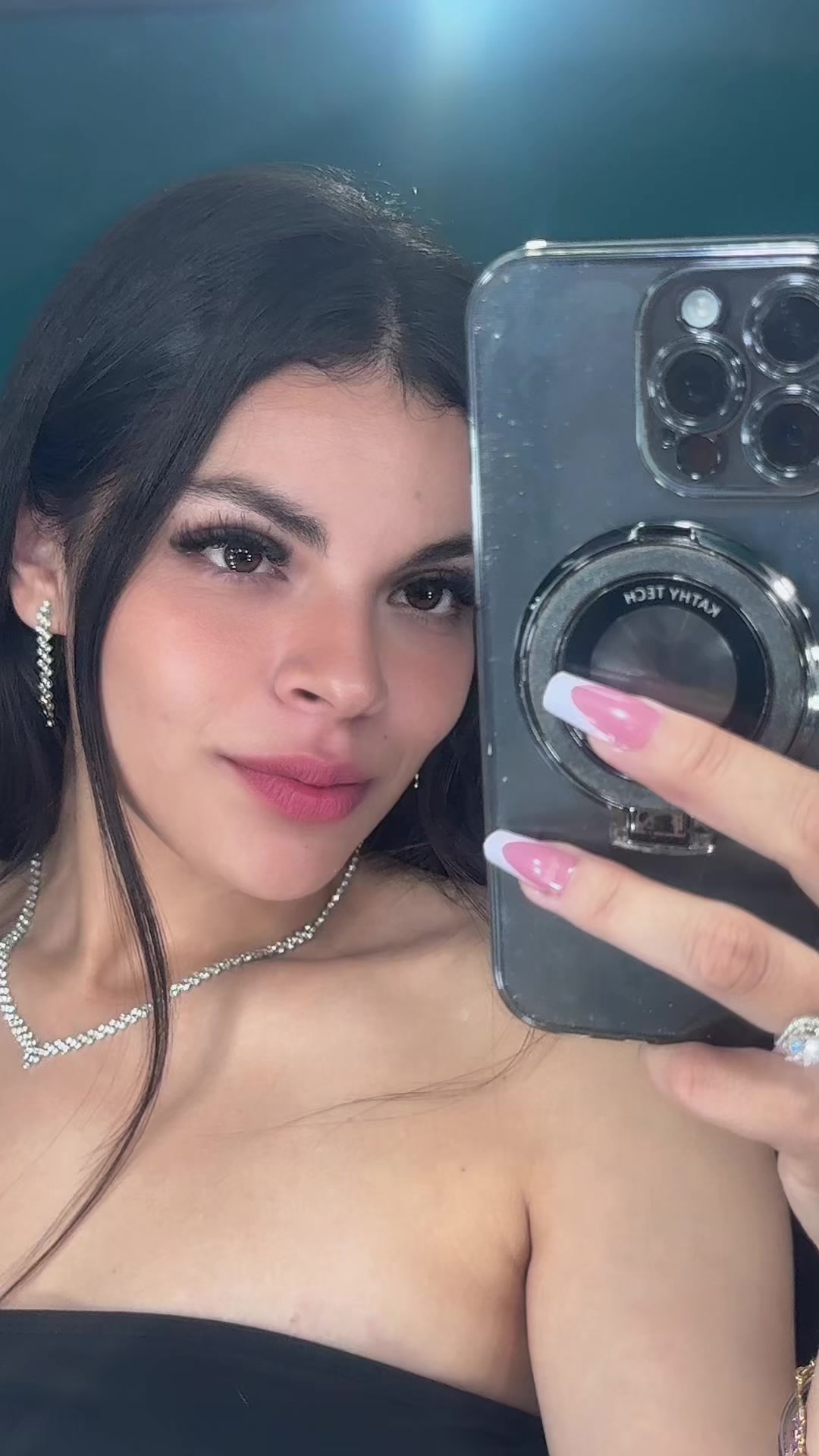 @Soyadela