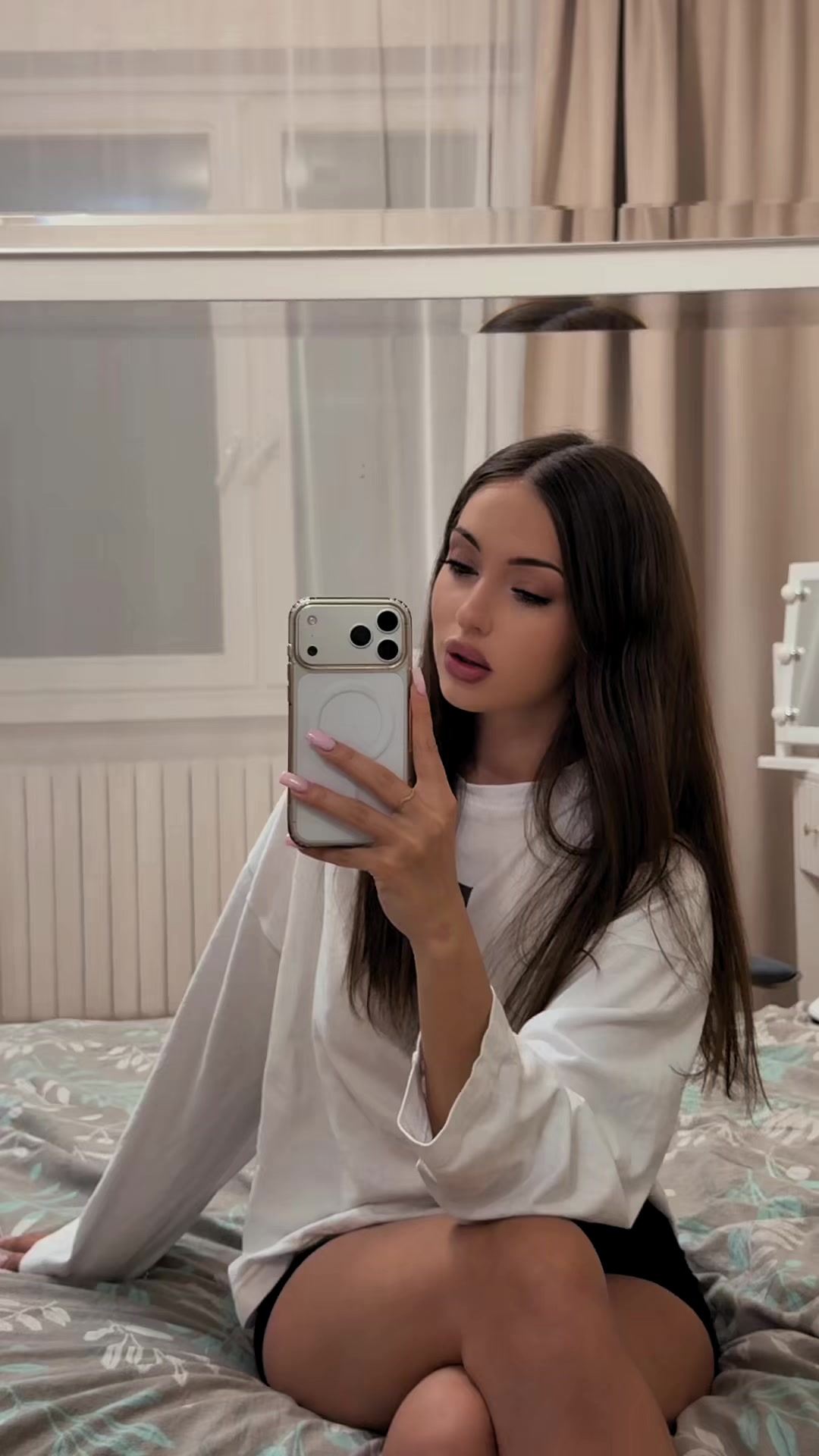@💎CrystallMira💎