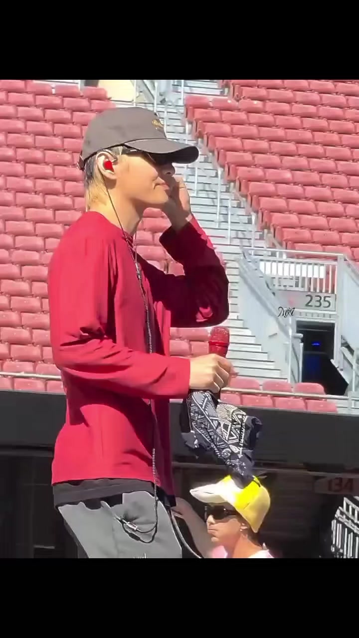@V