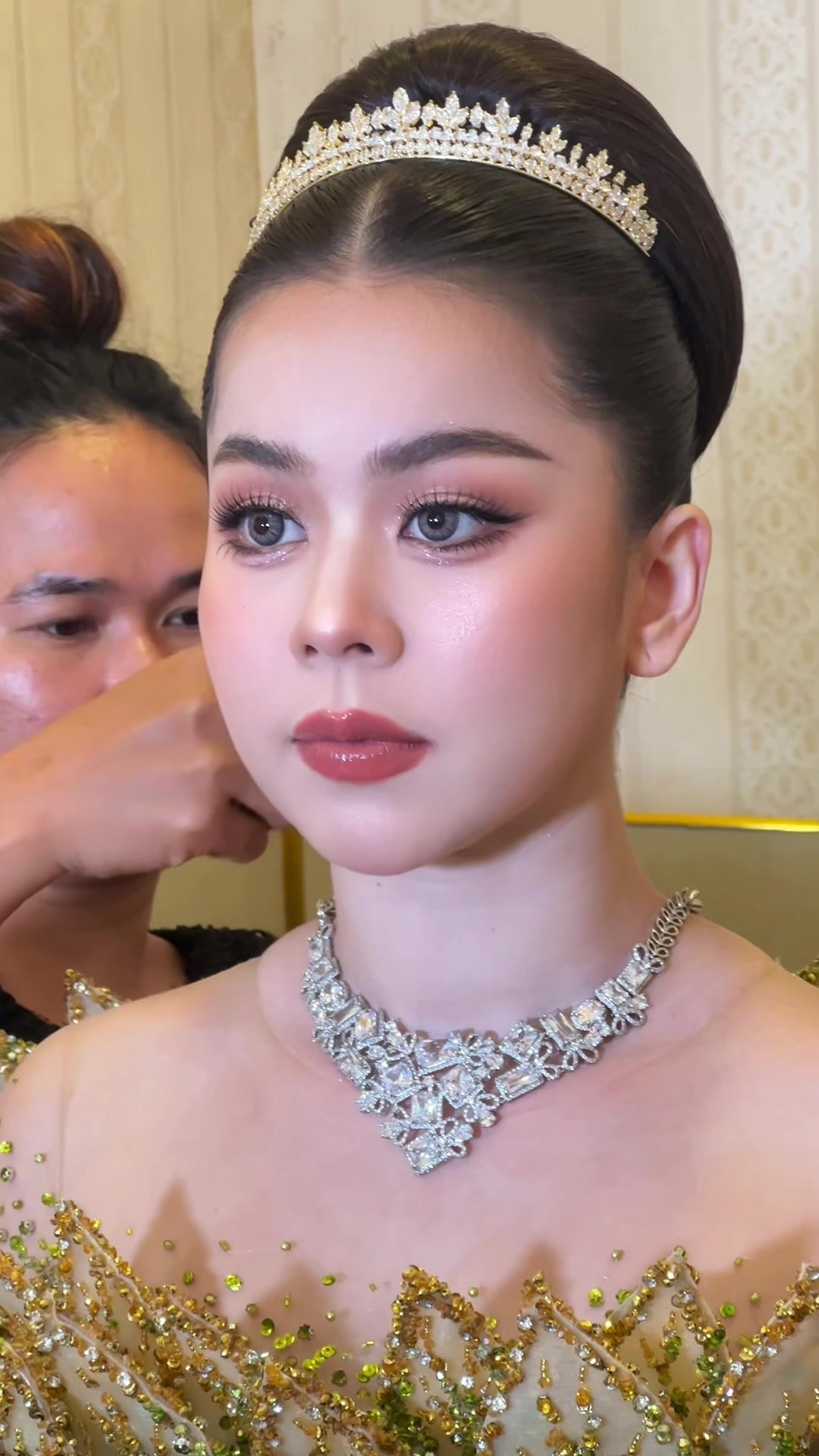 @អប្សរាទេវីហ្គោល