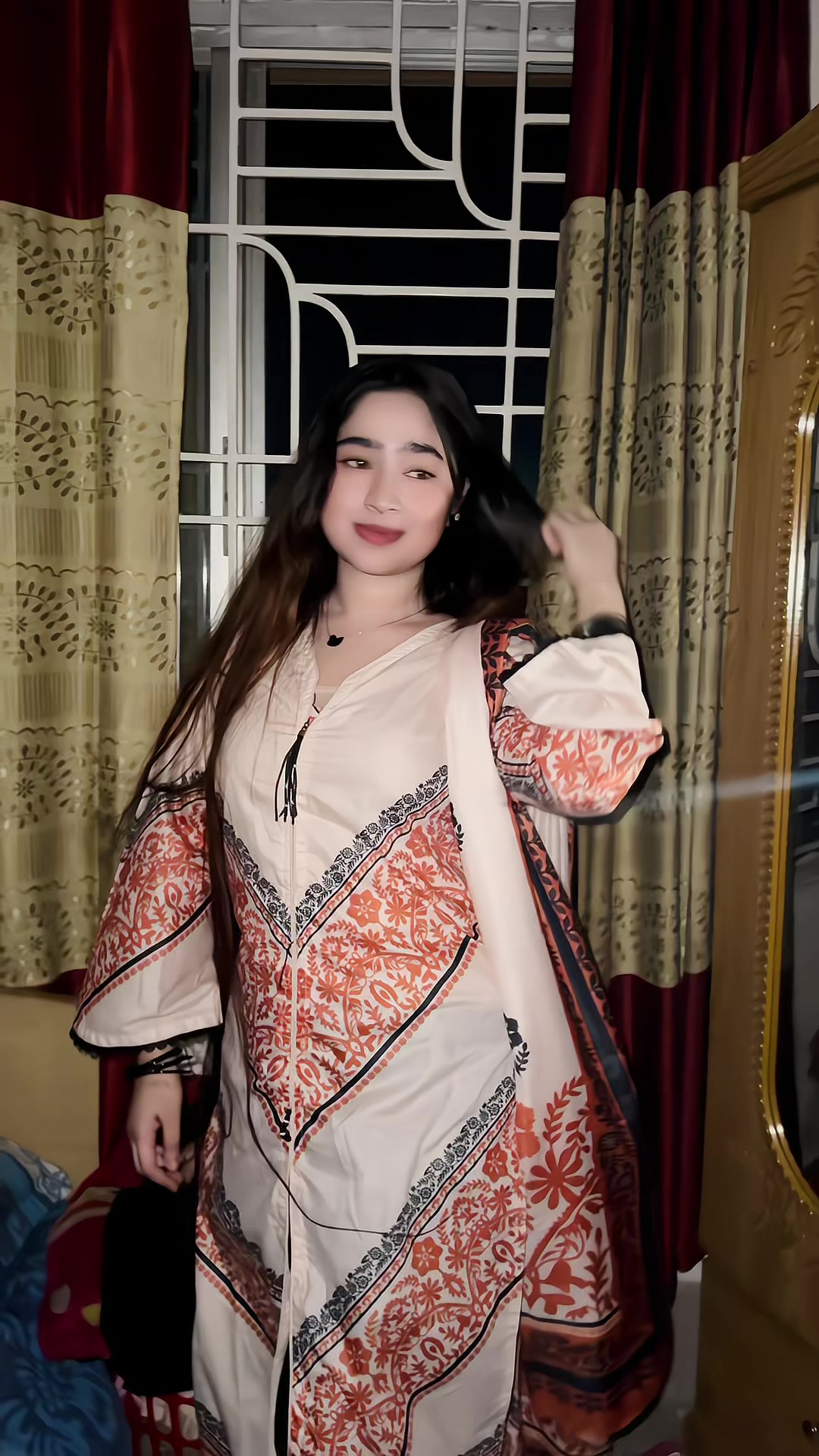 @Simran⭐️