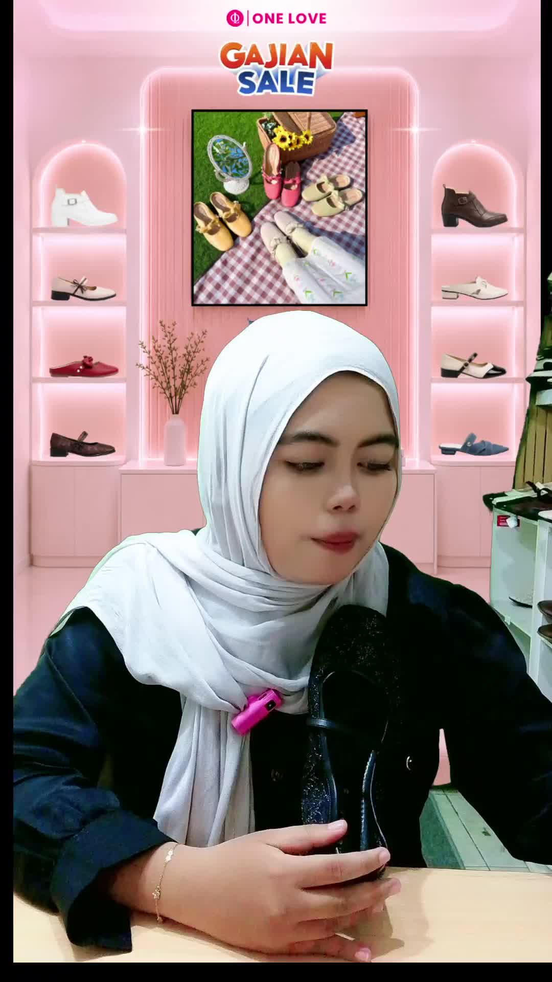 @One Love Women Shoes