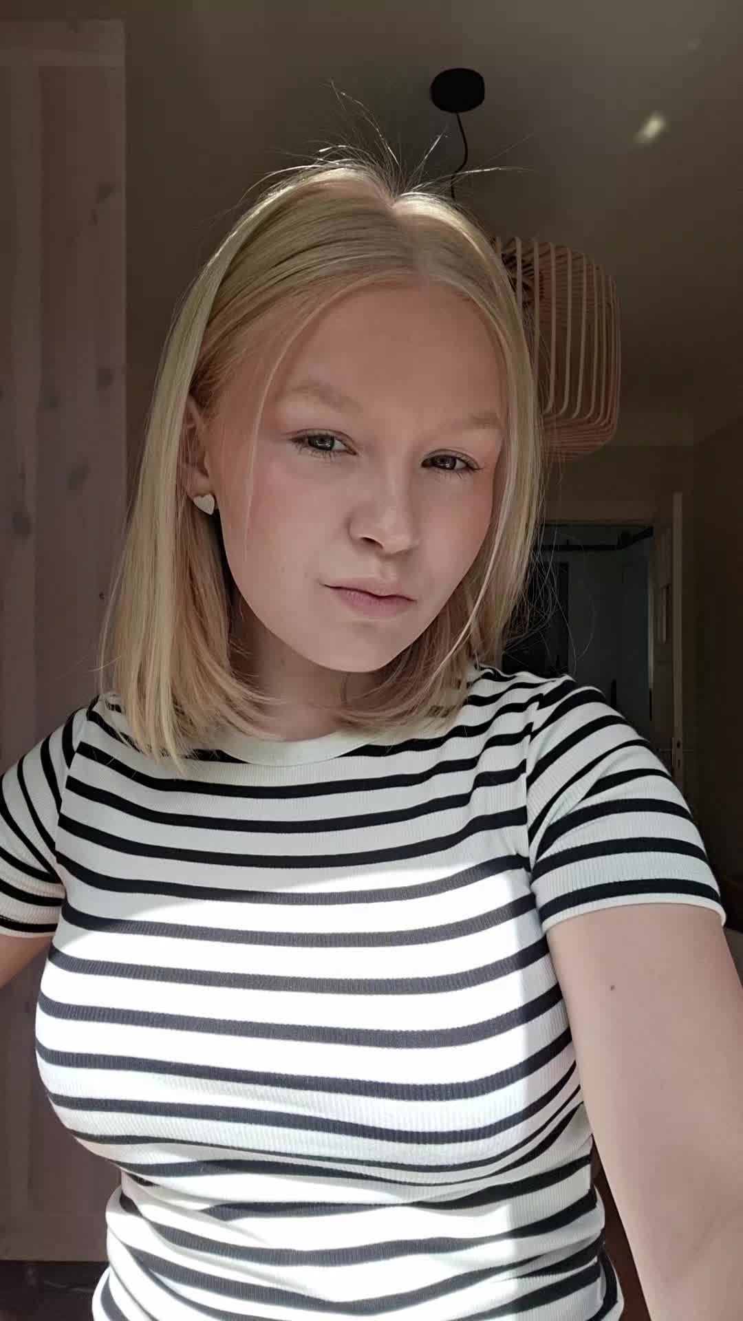 @En0la_marie
