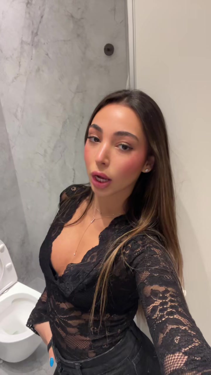 @Zoeamir
