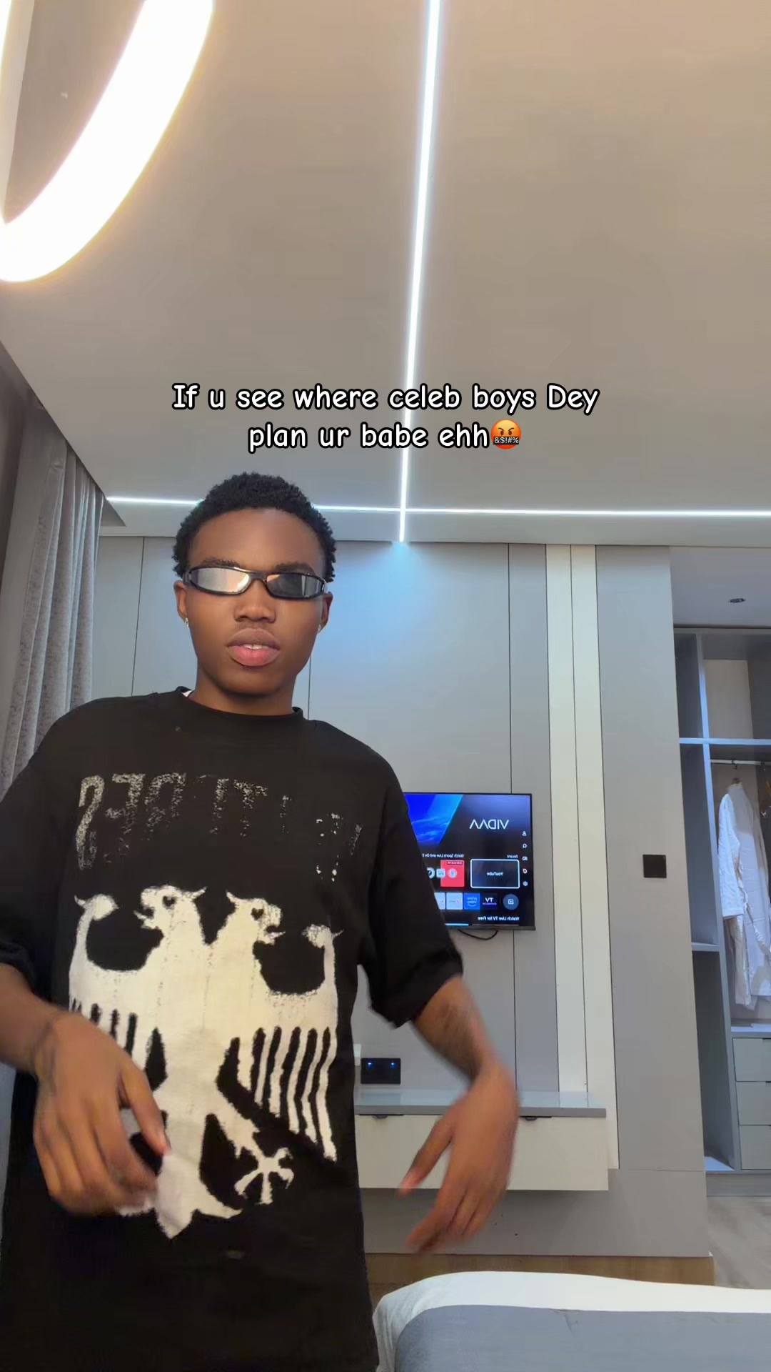 @𝕊ay_𝕙ey_𝕥o_𝕗avorite💡🦅