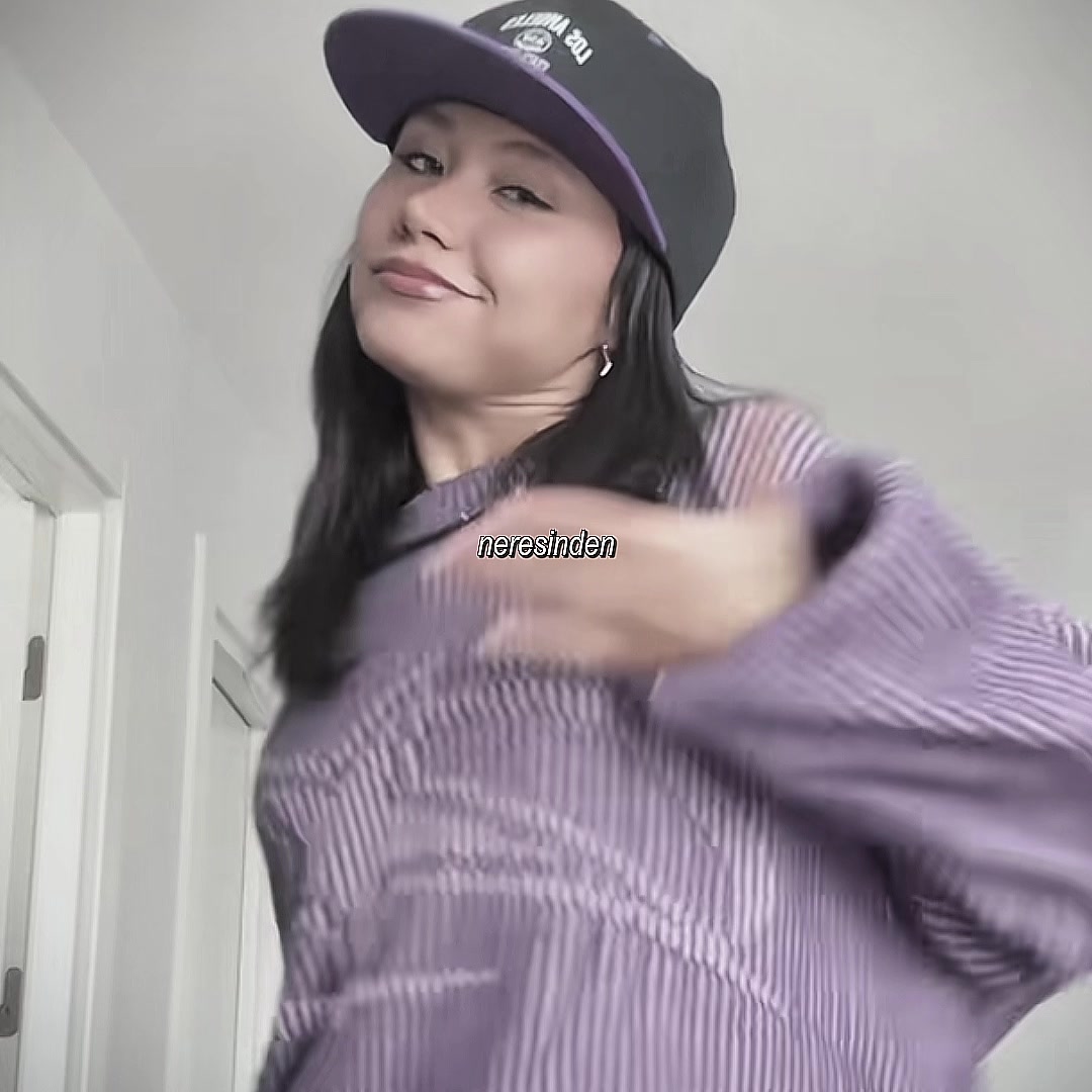 @𝔂𝓲𝓷 ,, 🖤