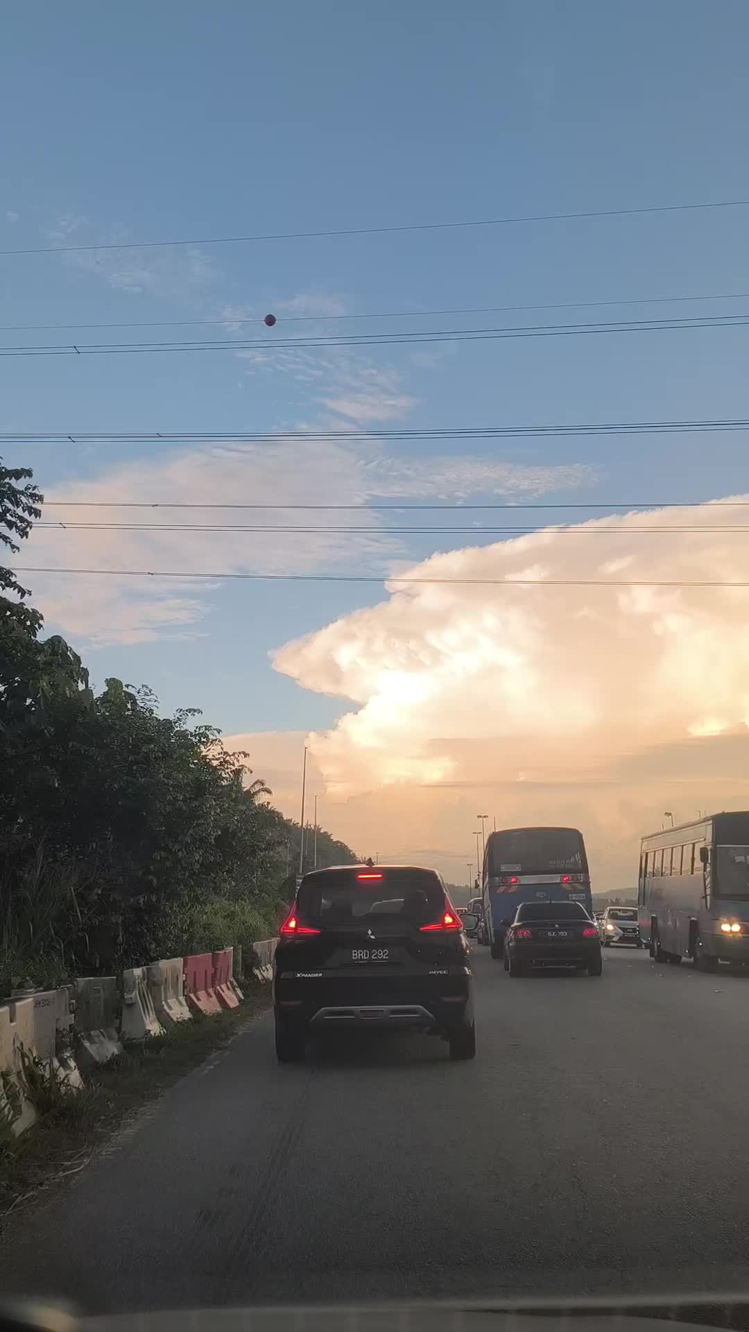 @penunggu Setia