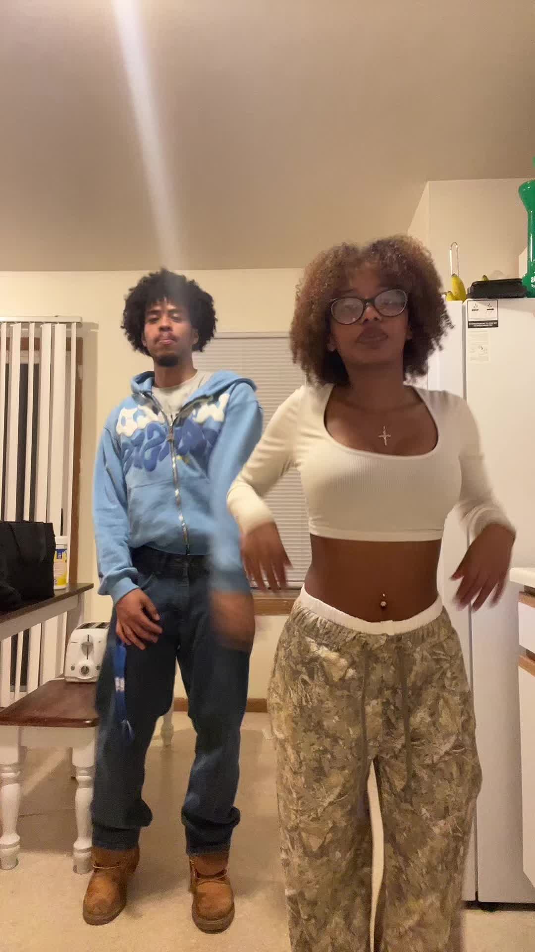 @T