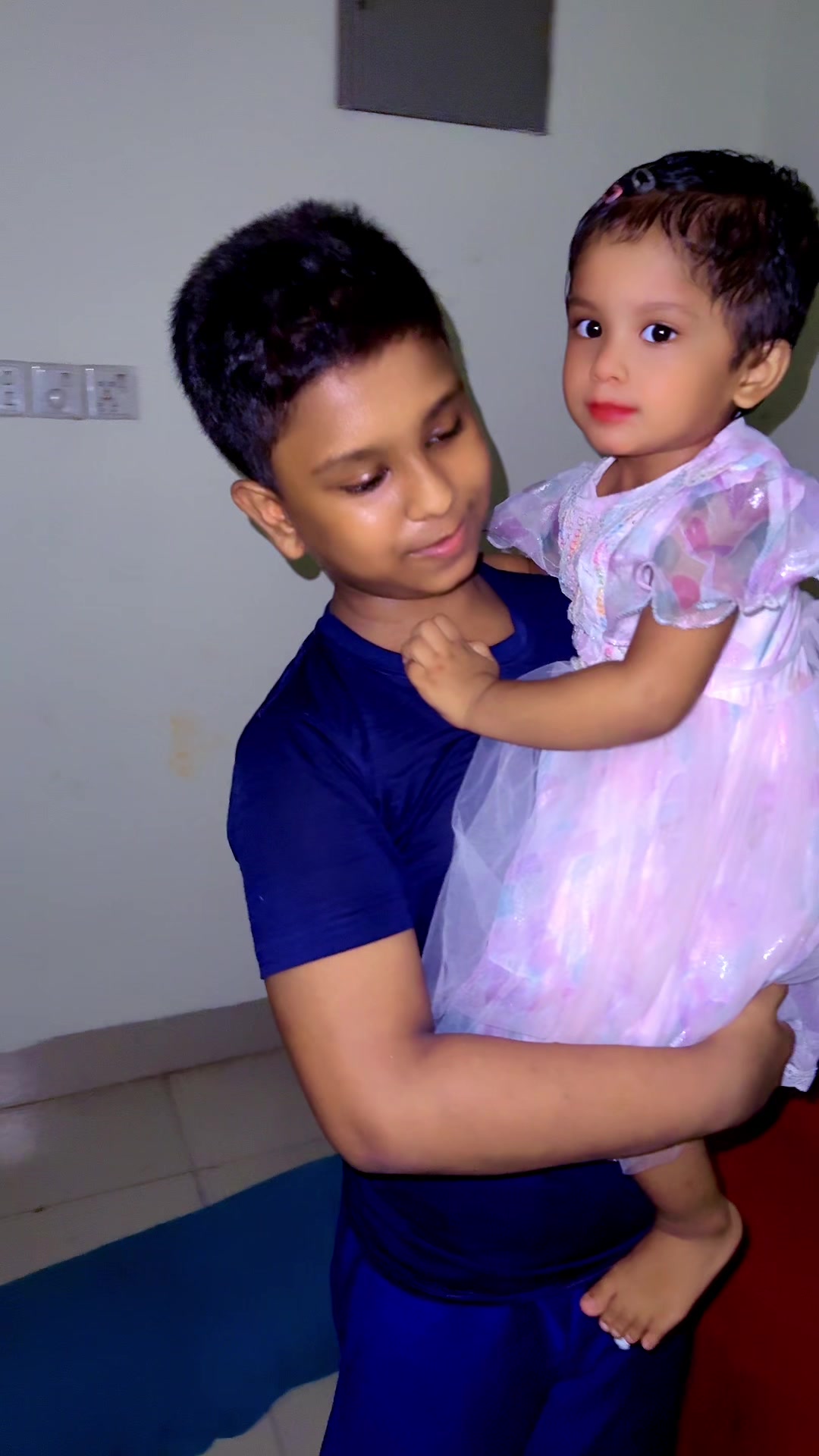 @Sharmin Shila cream apađ