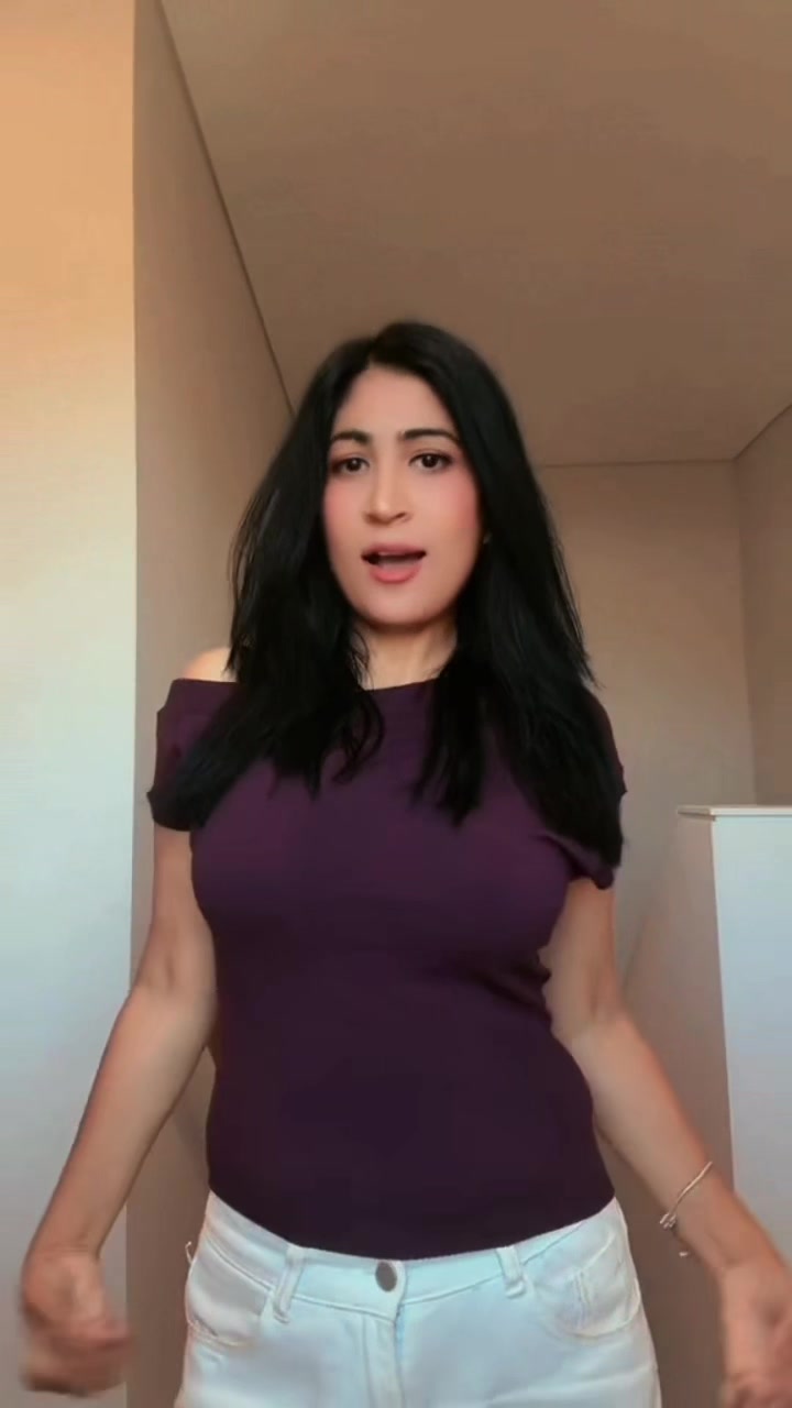 @Rheetu🦋