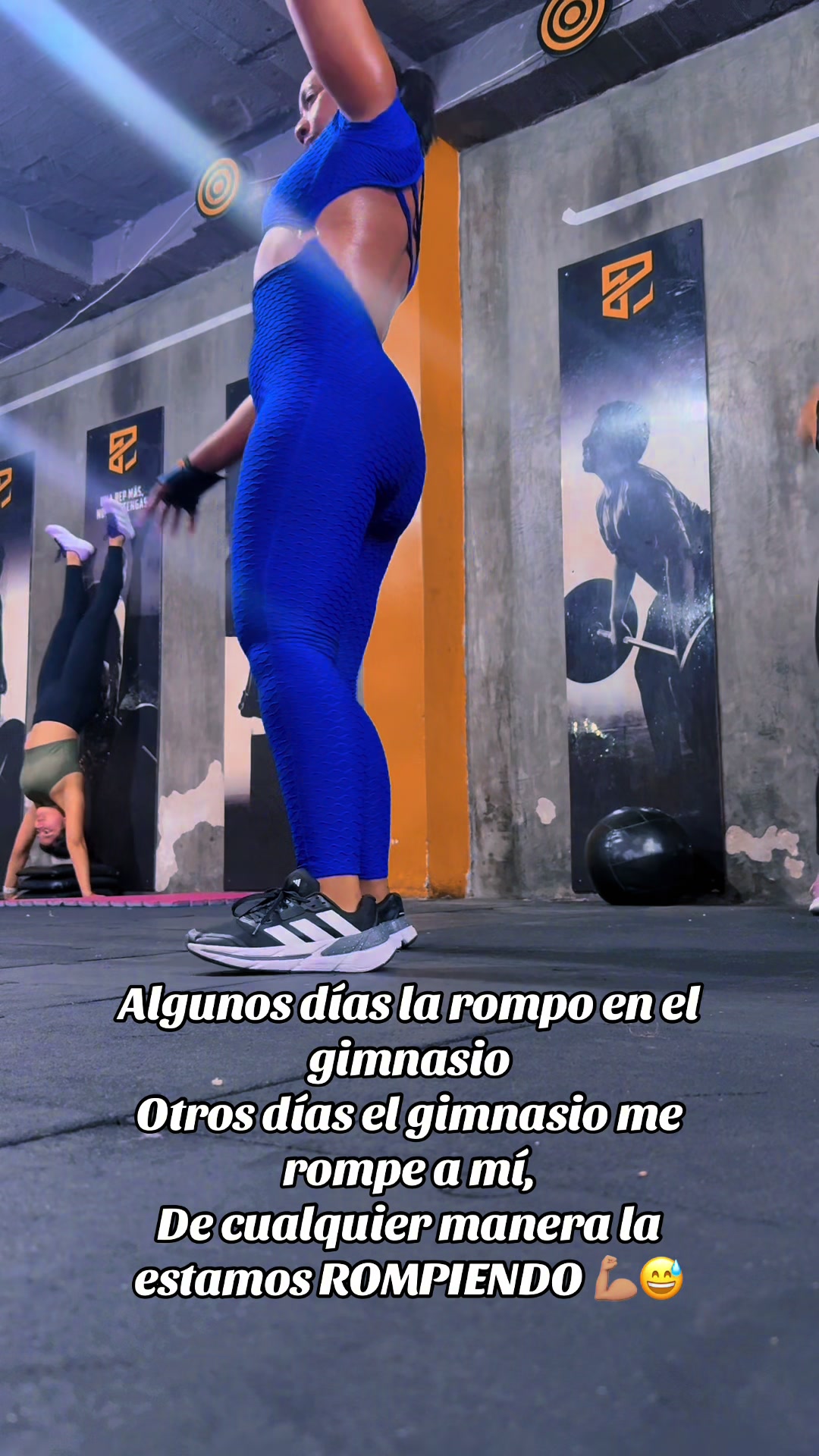 @MORENAZA