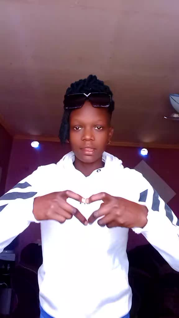 @p💝e💞p💓e❤️🩹l💘a