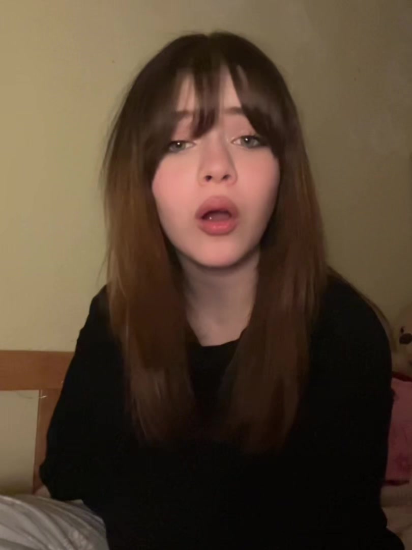 @Тгк:Метафору использовала