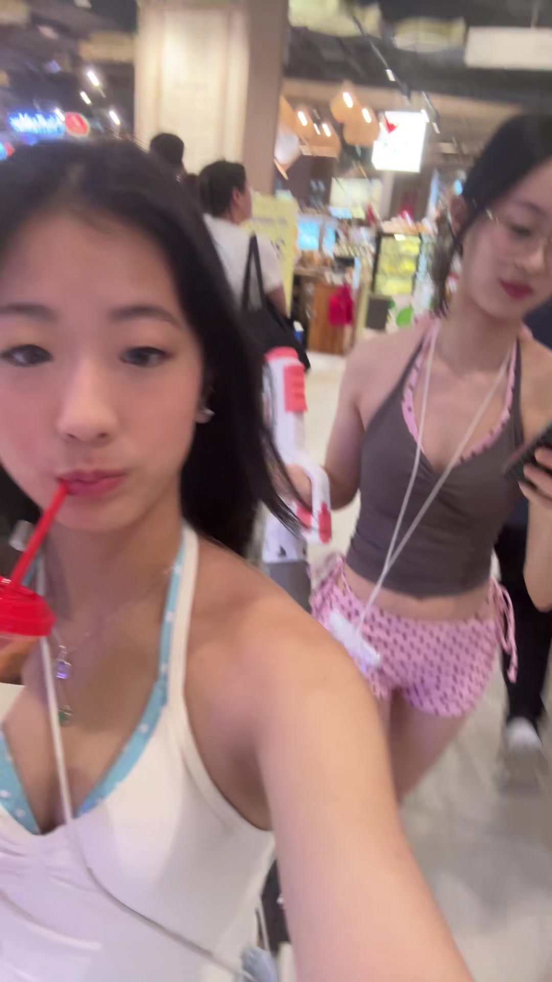 @kristee