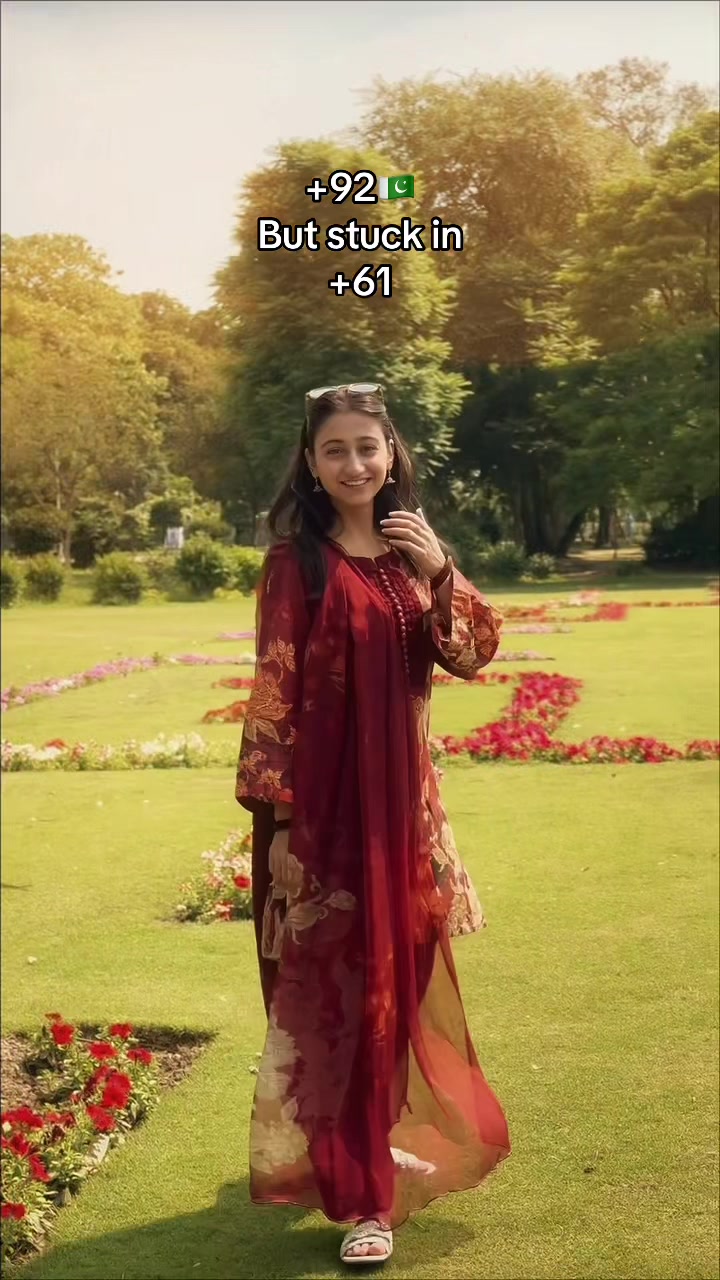 @Sana Khan💫