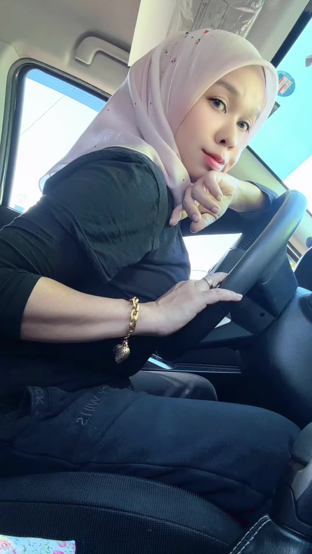 @Linn Aisya