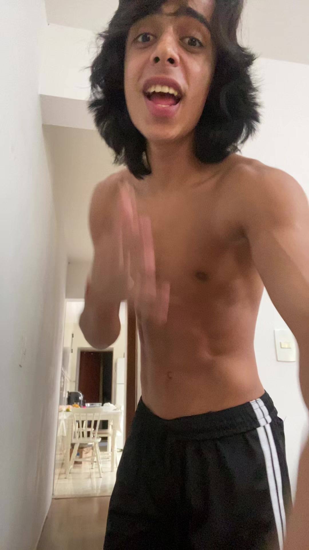 @Gustavotario