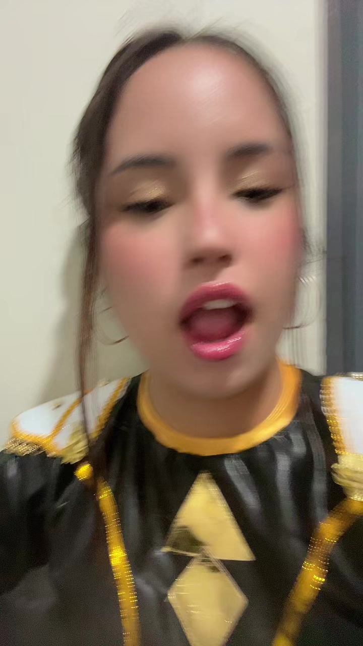@camila
