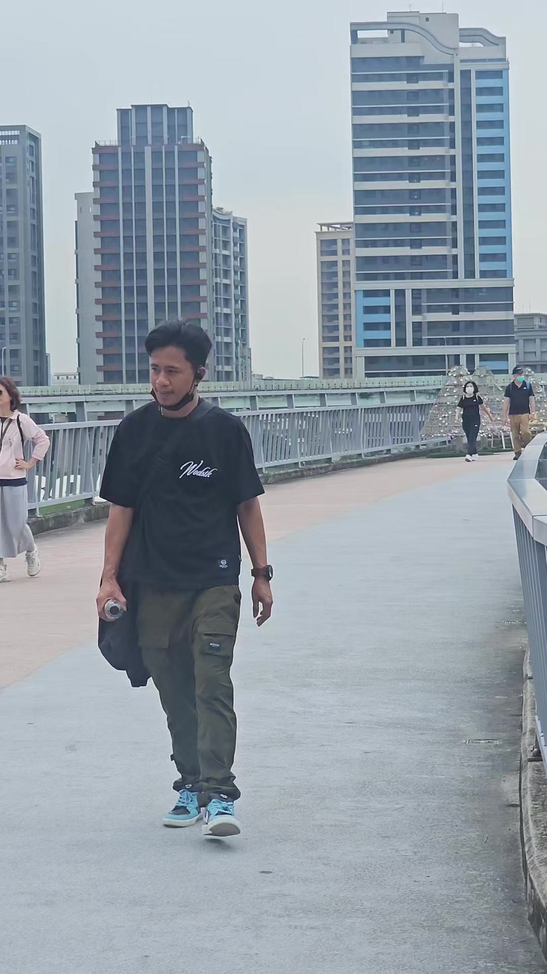 @่ๆ๐น๐ผ๐ฎ๐ฉ