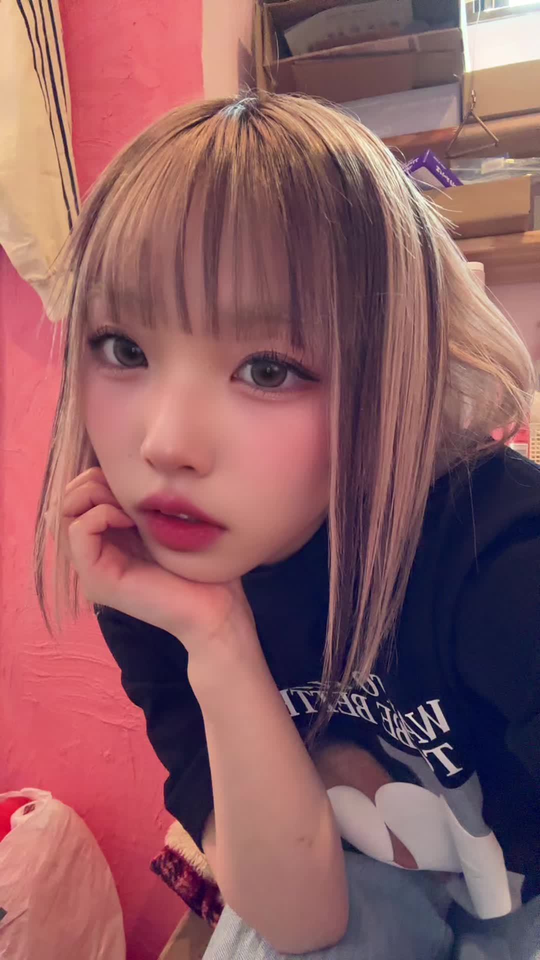 @𝐣