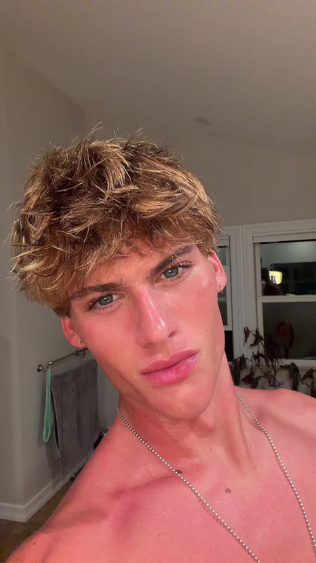 @sky
