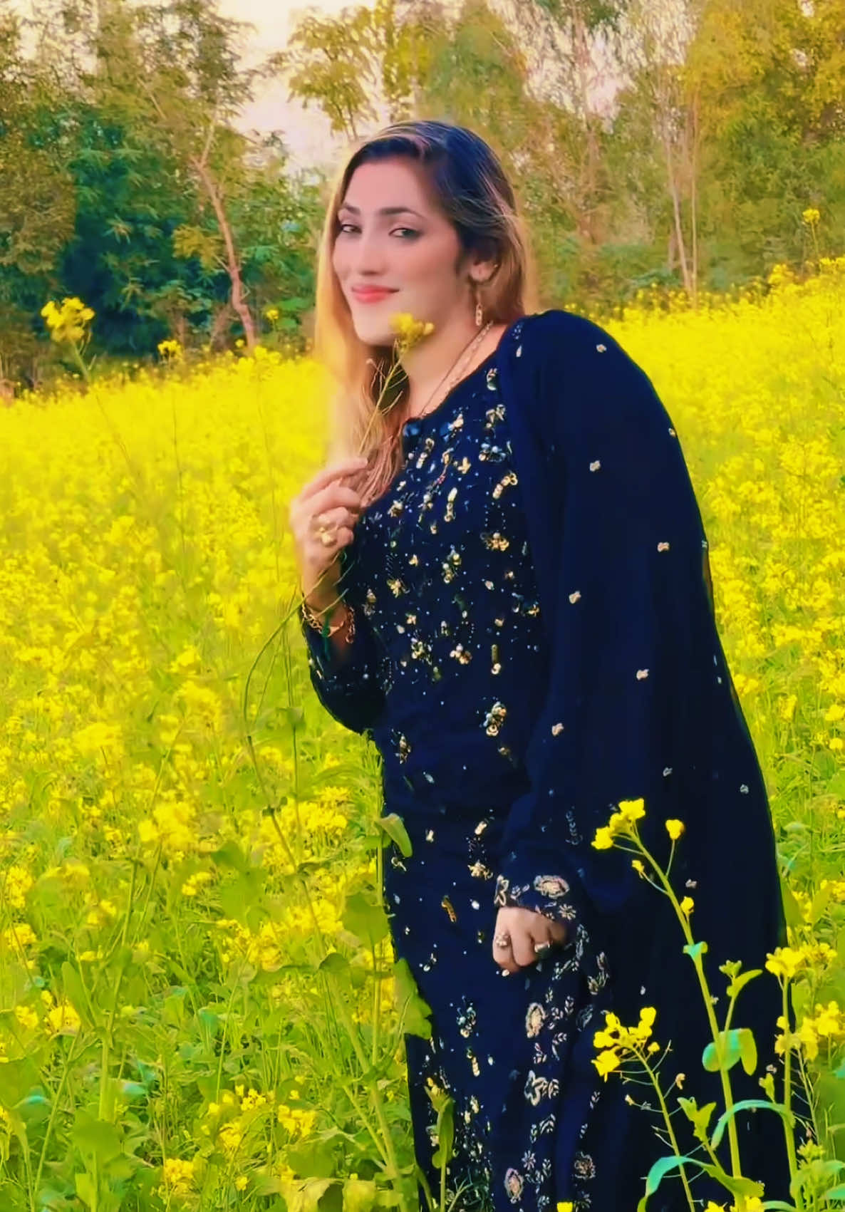 @bushramarviofficial
