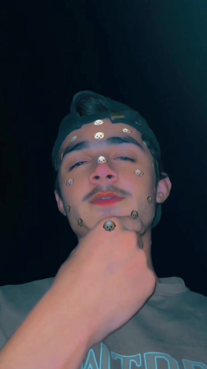 @FÁŃÌ 💙