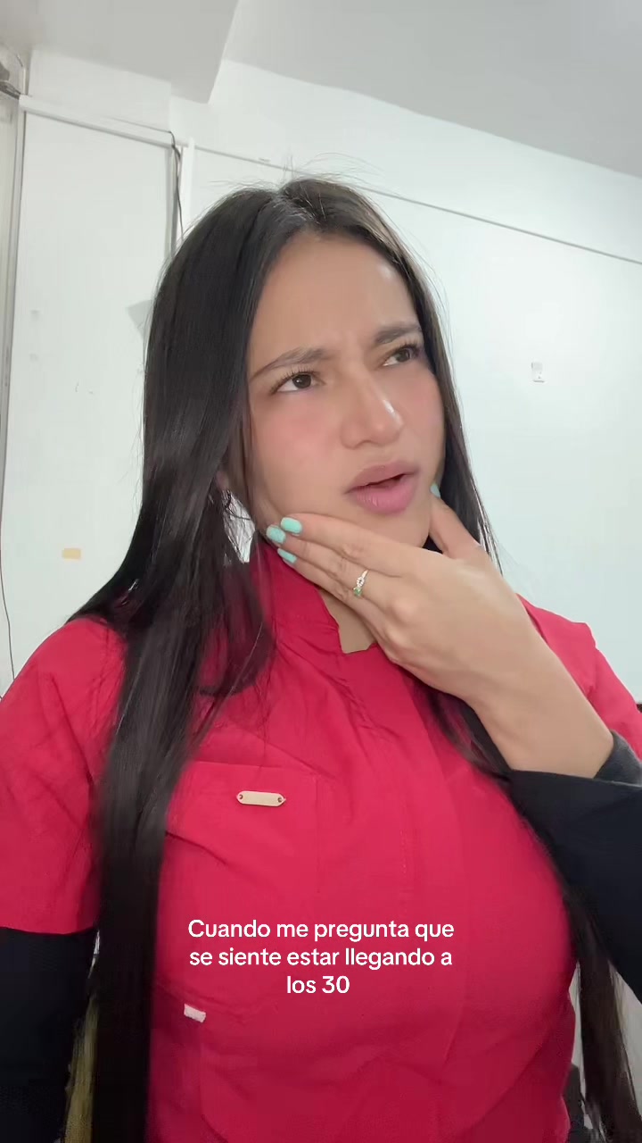@Karolliceth