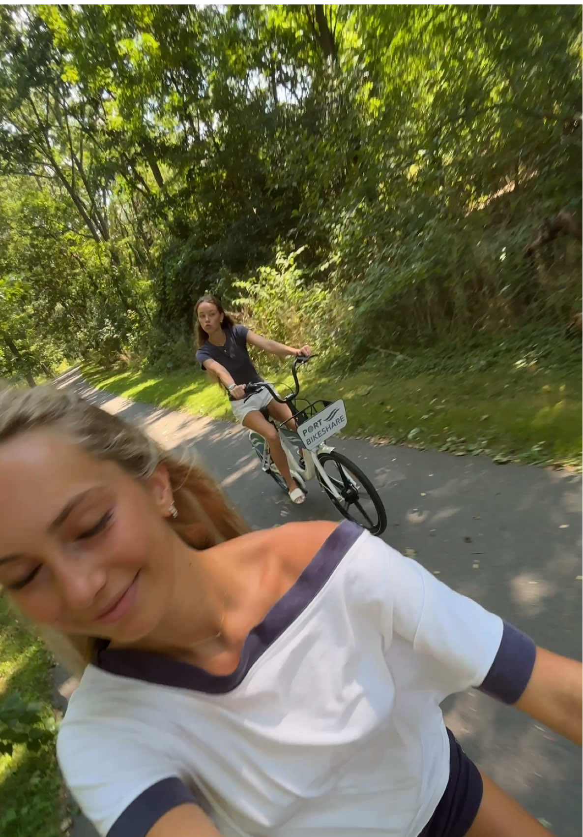@mia lacroix