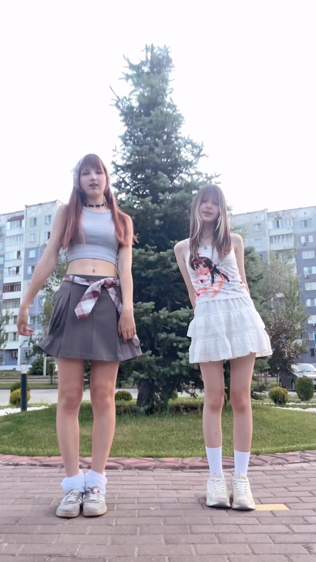 @алё [🍭💜] 7-1=0