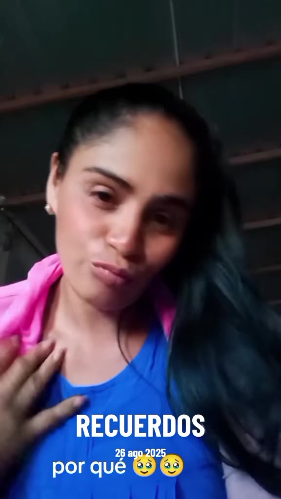 @Mar&iacute;a Castro 😘😘😘😘