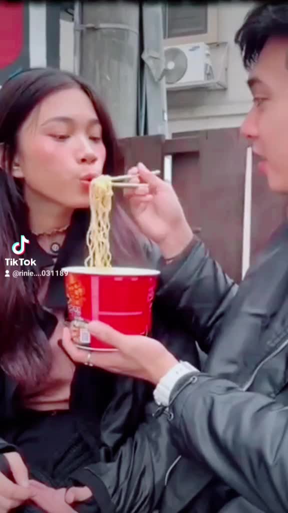 @Rinieeee