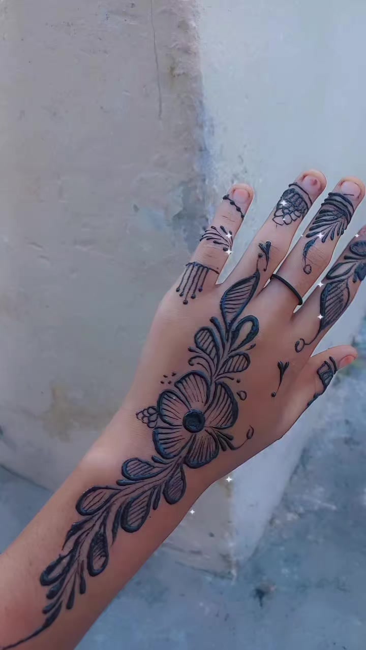 @𝑨s𝐦𝐀 𝐇𝐞𝐍𝐍𝑨🍂