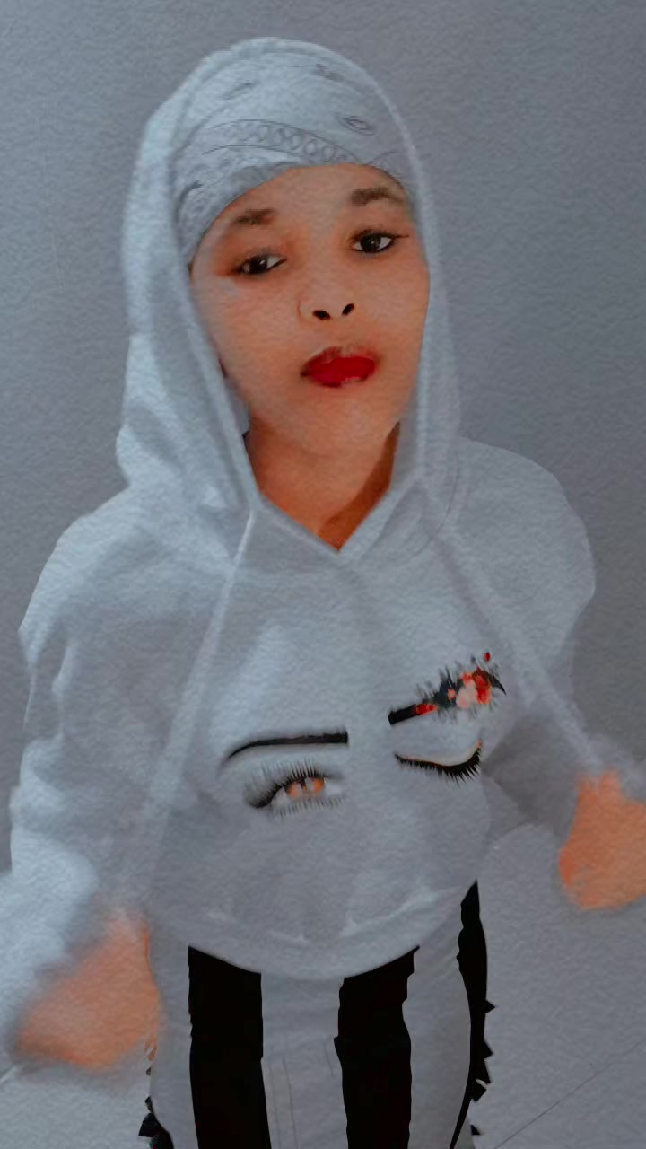 @Sabrii💚