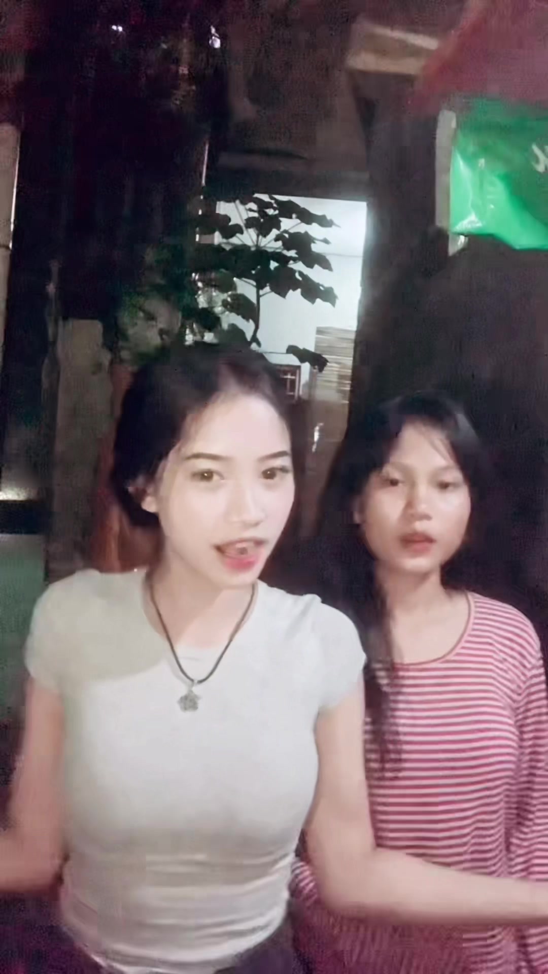 @carawrr
