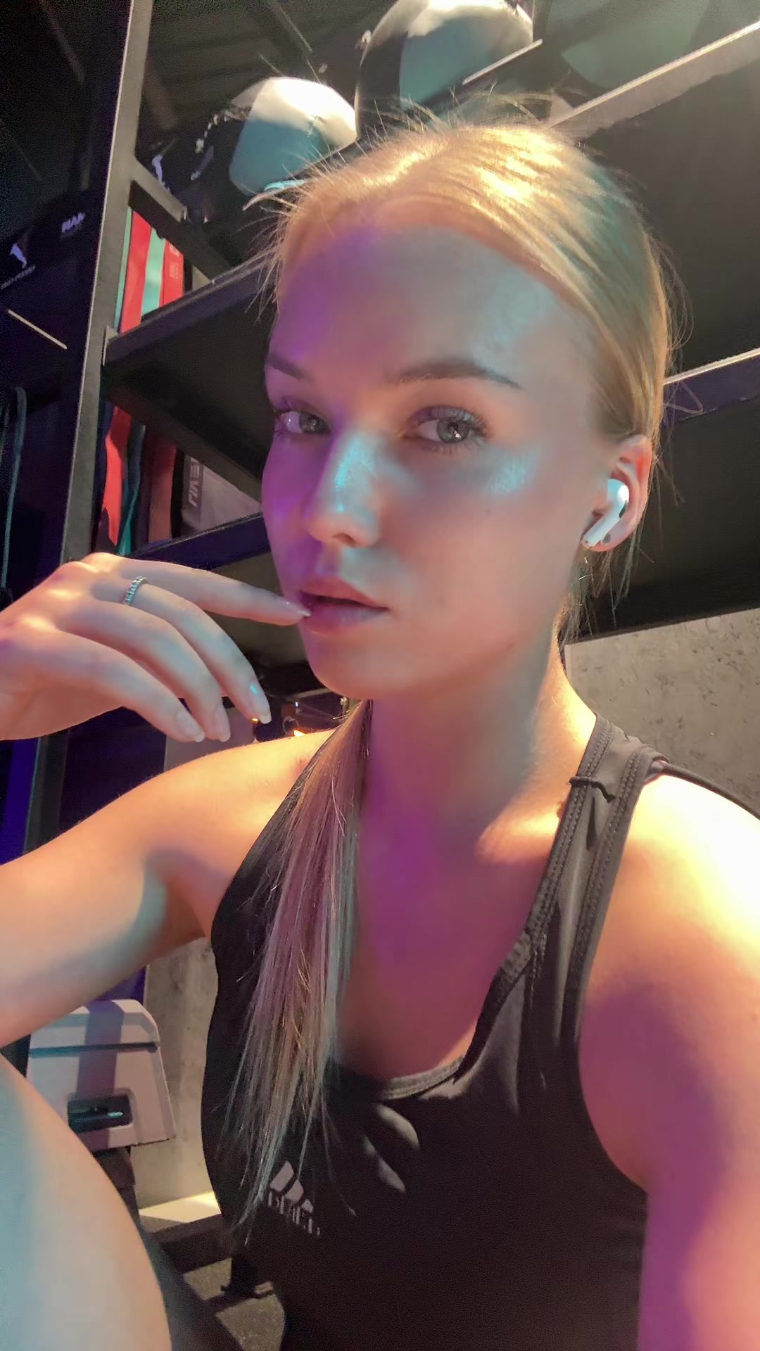 @Anna