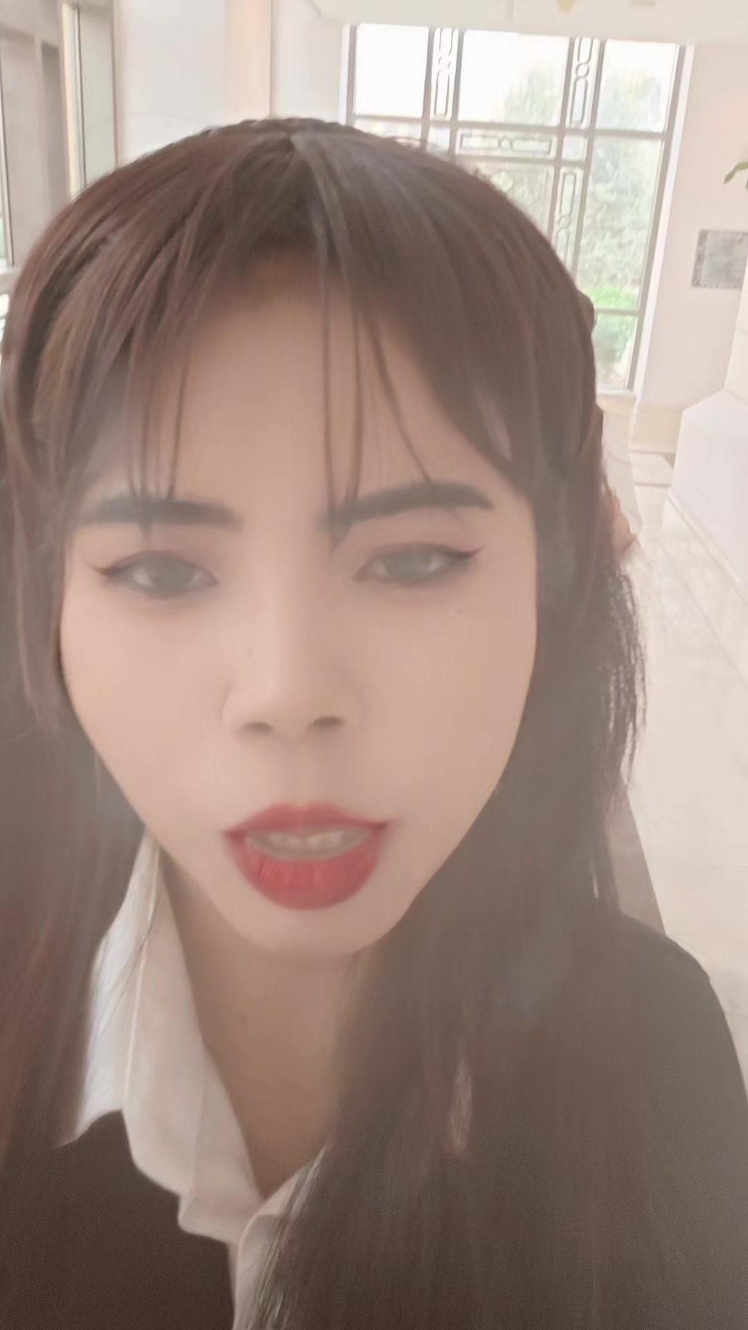 @sabrina