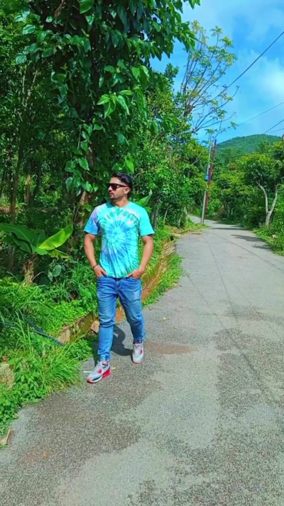 @Just Raj🫰