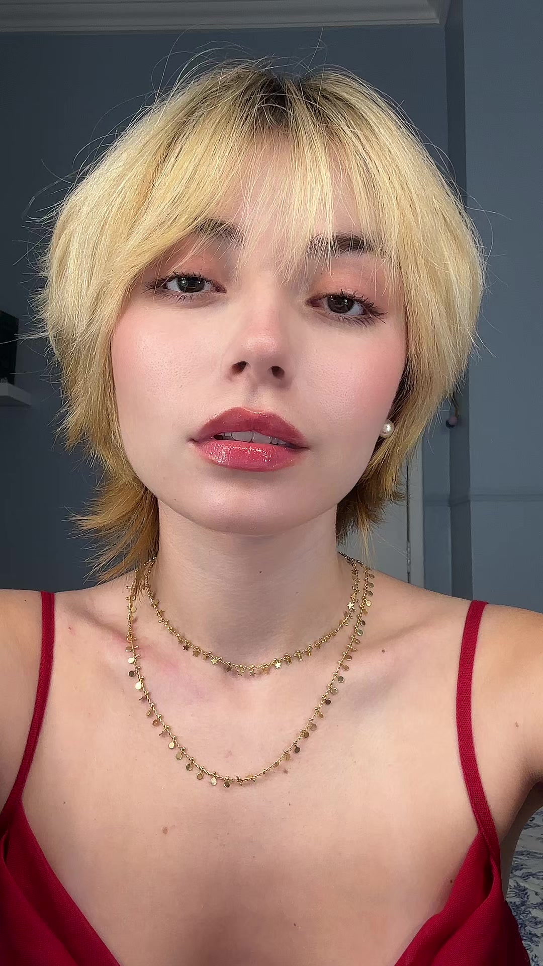 @𝐌